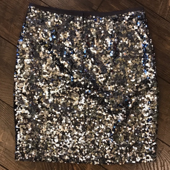 White House Black Market Dresses & Skirts - WHBM Silver Sequin Skirt